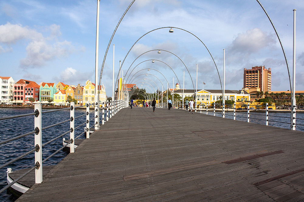 Curaçao Reisetipps, Queen Emma Brücke