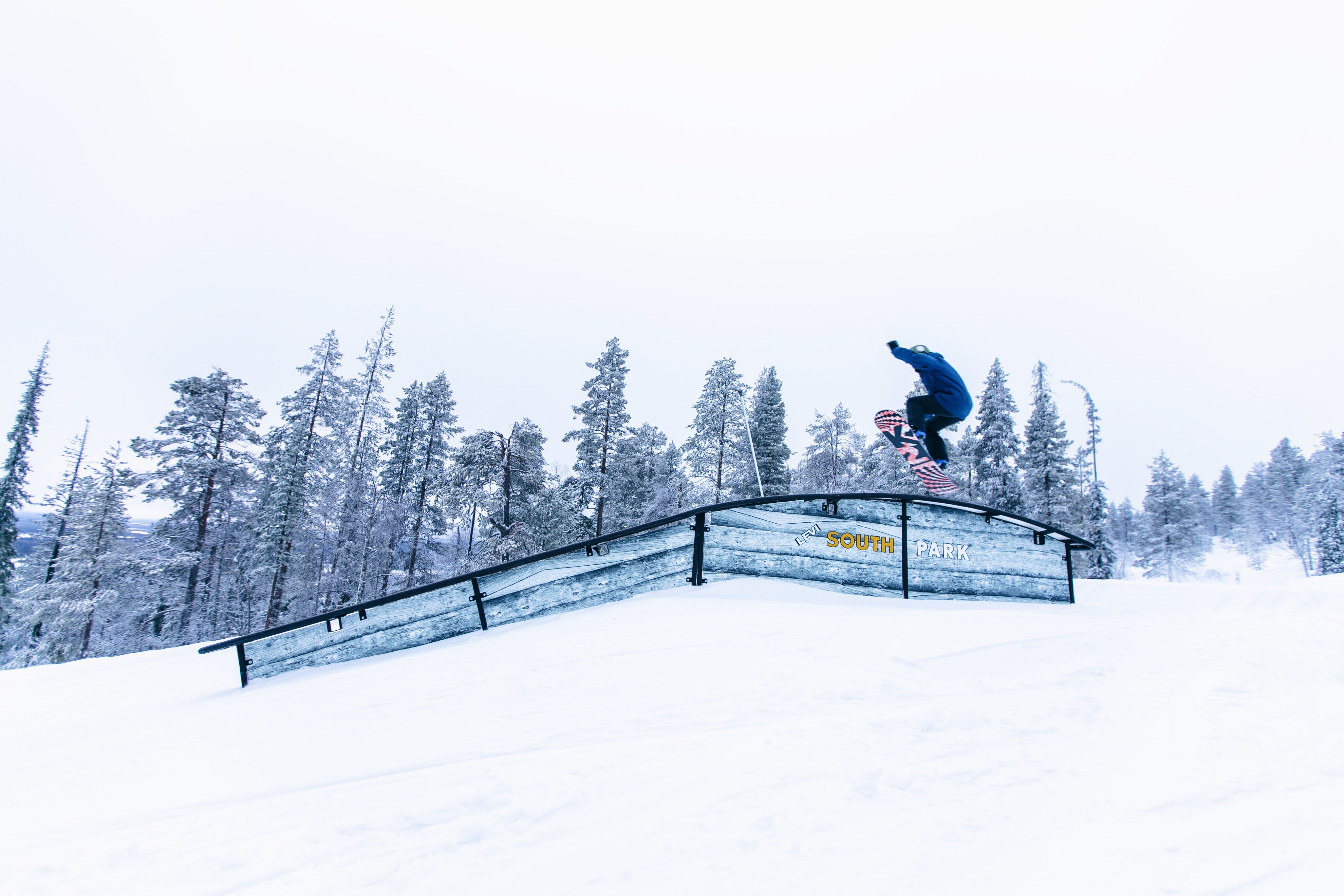 Levi, Lappland, Finnland, Snowboarden, Skifahren